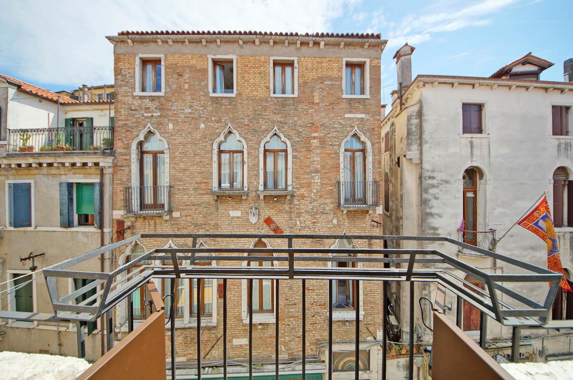 Apartment Ca' Ponte Degli Scalzi Wi-fi Fiber Venice